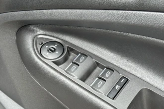 Vehicle Thumbnail 28