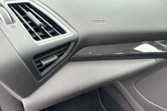 Vehicle Thumbnail 33