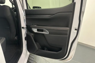 Vehicle Thumbnail 25