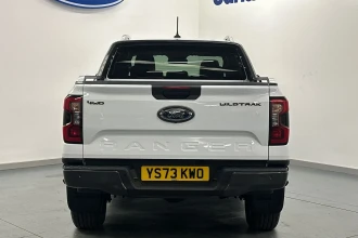 Vehicle Thumbnail 6