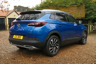 Vehicle Thumbnail 9