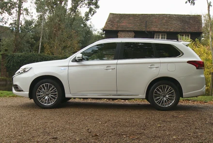 Mitsubishi Outlander Listing Image