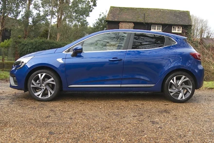 Renault Clio Listing Image