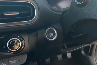 Vehicle Thumbnail 30