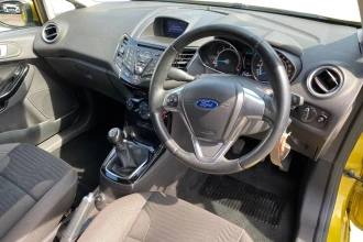 Vehicle Thumbnail 12