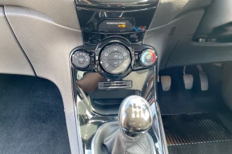 Vehicle Thumbnail 26