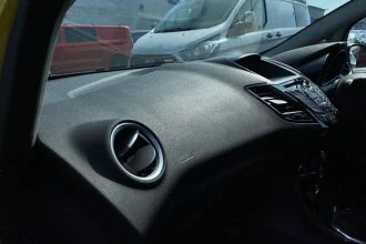 Vehicle Thumbnail 28