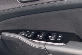 Vehicle Thumbnail 28