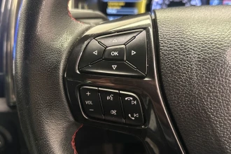 Vehicle Thumbnail 32