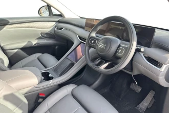 Vehicle Thumbnail 12