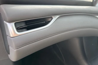 Vehicle Thumbnail 25