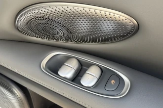 Vehicle Thumbnail 33