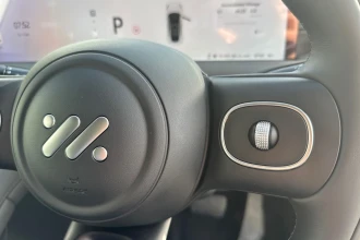 Vehicle Thumbnail 37