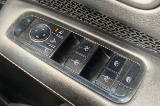 Vehicle Thumbnail 43