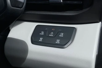 Vehicle Thumbnail 30