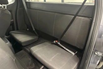 Vehicle Thumbnail 16