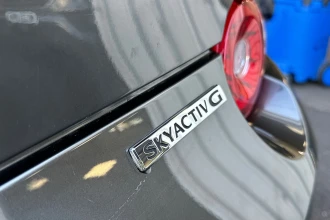 Vehicle Thumbnail 19