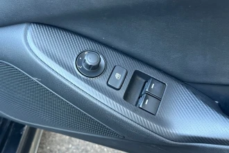 Vehicle Thumbnail 24