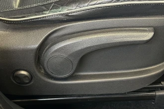 Vehicle Thumbnail 25