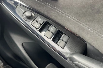Vehicle Thumbnail 24
