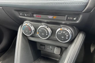 Vehicle Thumbnail 26