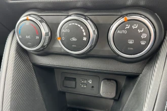 Vehicle Thumbnail 28