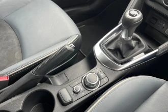 Vehicle Thumbnail 37