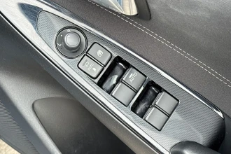 Vehicle Thumbnail 26