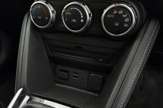 Vehicle Thumbnail 37