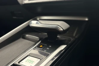 Vehicle Thumbnail 8