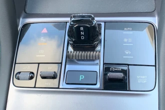 Vehicle Thumbnail 25
