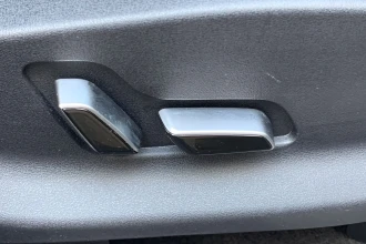 Vehicle Thumbnail 34