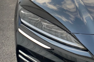 Vehicle Thumbnail 37