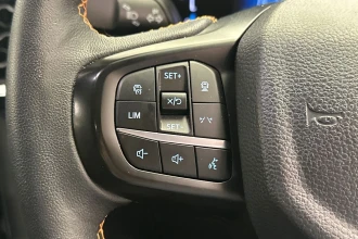 Vehicle Thumbnail 35