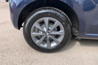 Vehicle Thumbnail 11
