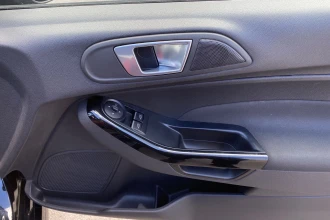 Vehicle Thumbnail 26