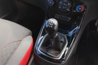 Vehicle Thumbnail 32