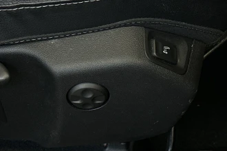 Vehicle Thumbnail 25