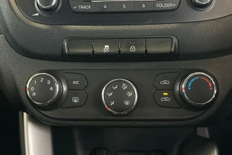 Vehicle Thumbnail 36