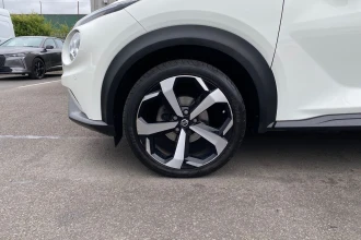 Vehicle Thumbnail 11