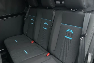 Vehicle Thumbnail 16
