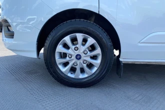 Vehicle Thumbnail 11
