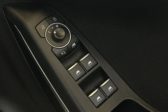 Vehicle Thumbnail 25
