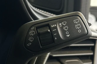 Vehicle Thumbnail 30