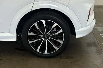 Vehicle Thumbnail 11