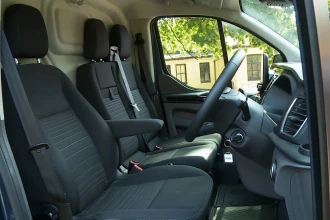 Vehicle Thumbnail 9