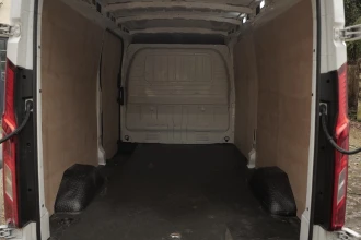Vehicle Thumbnail 4