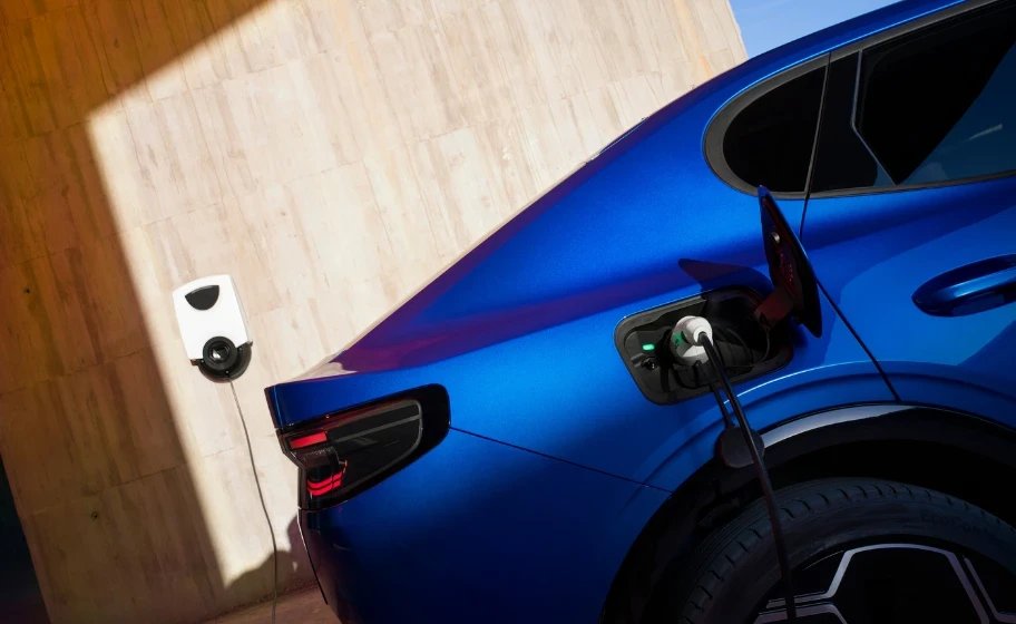 Grants For Electric Car Chargers: What UK Homeowners Can Claim In 2026