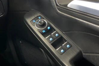 Vehicle Thumbnail 40
