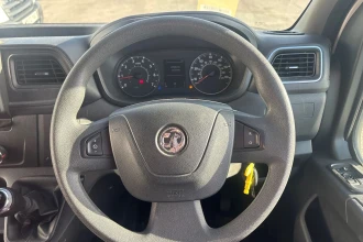 Vehicle Thumbnail 12